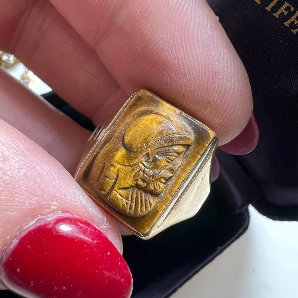 Vintage 14K Yellow Gold Tiger's Eye Roman Soldier Cameo Ring